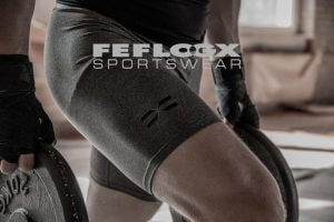 Beintraining in der FEFLOGX Tight -Shorts.