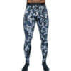 Pure Sport Herren Leggings Camouflage by FEFLOGX Sportswear mit Mesh-Einsätzen an den Waden für angeneme Trockenheit, Durchlüftung & Coolness, schnelltrocknen, atmungsaktiv, super hochwertige 4-way-stretch Materialien, ultra-bequeme Passform & professionelle Konstruktion. Modernes, sportliches Camouflage-Design. Fester Sitz für eine hervorragende Performance, vordere Ansicht.