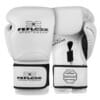 FFX Pro Boxhandschuhe Performance Striker von FEFLOGX Sportswear. Professionelle Kick Box Handschuhe, ultra hochwertig, Boxing-Gloves für max. Power, Kickbox Handschuhe, Muay Thai Handschuhe, Boxen Handschuhe Sparring, Boxsack-Handschuhe. Größen: 8oz, 10 oz, 12 oz, 14 oz, 16 oz. Farben: schwarz, rosa, olivgrün & weiß. Foto vorne & hinten eines Paar weißer Boxhandschuhe.