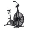 FEFLOGX Sportswear, Assault Fitness Assault Air Bike Classic, Seitenansicht vorne 2, Heimtrainer, Airbike, Fahrrad-Ergometer, Cardio.