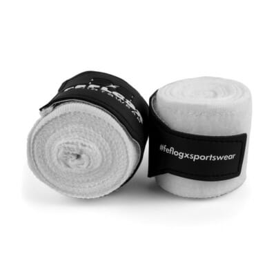 Box-Bandagen Performance Strike von FEFLOGX Sportswear, Boxbandagen, Handbandagen, Bandagen, MMA Bandagen Kampfsport, schwarz - weiß - rot - blau, 4,5m & 3m, mit Tasche/Beutel zum Waschen & Aufbewahren. Max. Power, extremer Halt & hoch-komfortabel, weiße Bandagen Übersichts-Bild (1).
