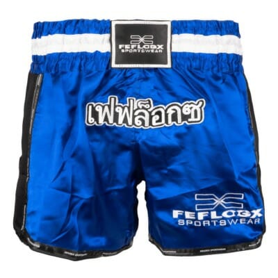 FFX Muay Thai Shorts Fight Performance von FEFLOGX Sportswear in schwarz, rot & blau. Hoch-professionelle, ergonomisch entwickelte & super-bequeme Thaibox Hose, extrem hochwertige & max. Robuste Fight Shorts, hoch-funktionelle, enorm langlebige Muay Thai Hose, Thaibox Shorts, vordere Ansicht, blau.