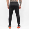 FFX High Performance Trainingshose Fighting Fitness by FEFLOGX Sportswear, Teil des Trainingsanzug: FFX Superior Jogginganzug Absolute Power, Top-Style Trainingshose Herren, Track Pants mit super bequemer Passform, Sporthose mit Handytasche, Herren Jogginghose, Top Jogger, Sport Hose für High Performance, Farben: schwarz, hintere Ansicht der schwarzen Jogging Hose mit Reißverschlusstaschen.